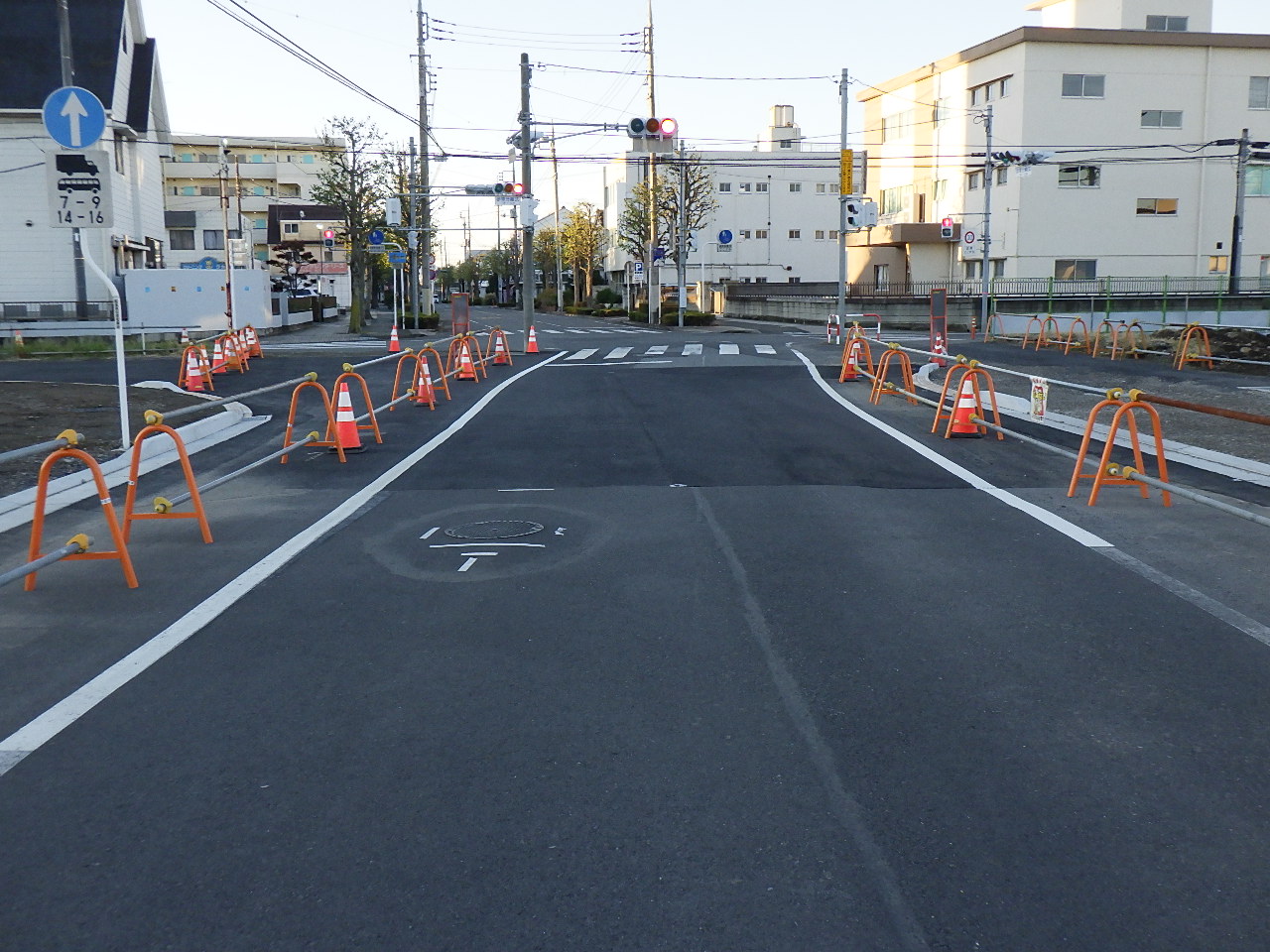 駅周辺第一地区都市計画道路3・5・27号外1路線築造工事
